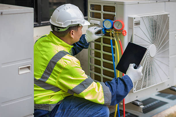 Professional Ductwork Repair technician working in Deatsville, AL
